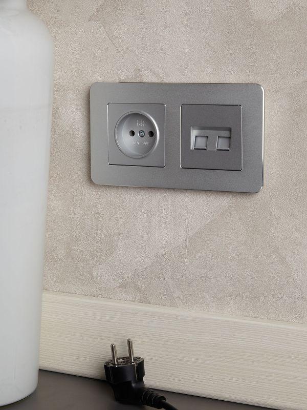  Рамка 2-м BRITE РУ-2-1-Бр метал. алюм. RE IEK BR-M22-M-01-K47 фото в каталоге от BTSprom.by