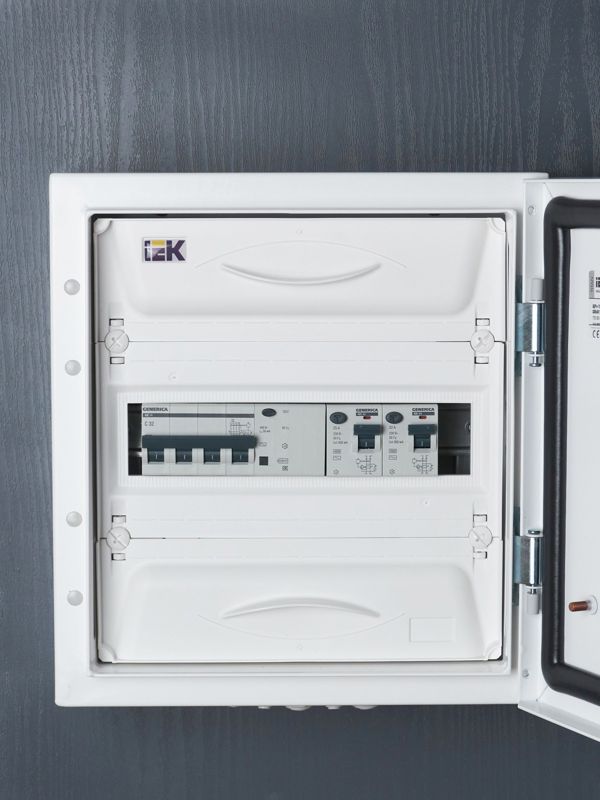  Выключатель дифференциального тока (УЗО) 2п 32А 300мА тип AC ВД1-63 GENERICA MDV15-2-032-300 фото в каталоге от BTSprom.by