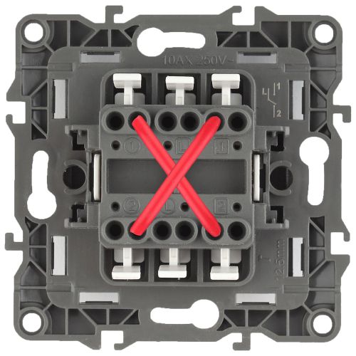  Переключатель перекрестный 1-кл. СП Эра12 12-1108-04 10А IP20 250В 10AX механизм шампань Эра Б0018245 фото в каталоге от BTSprom.by