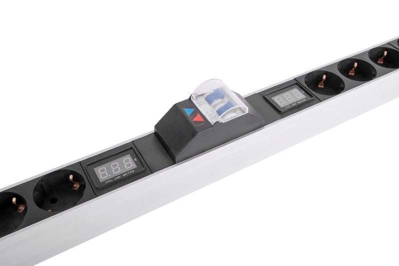 блок розеток вертикальный rem-32 на 2 контура по 10 sсhuko 6 iec 60320 c19 с авт. и амп. 2х16а алюм. 42-48u колодка r-32-2x10s-6c19-a-am-1820-k rem 1912793 от BTSprom.by