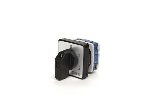 переключатель многоступенчатый (0-1-2) 1 полюс 25а emas psa025ks132s от BTSprom.by