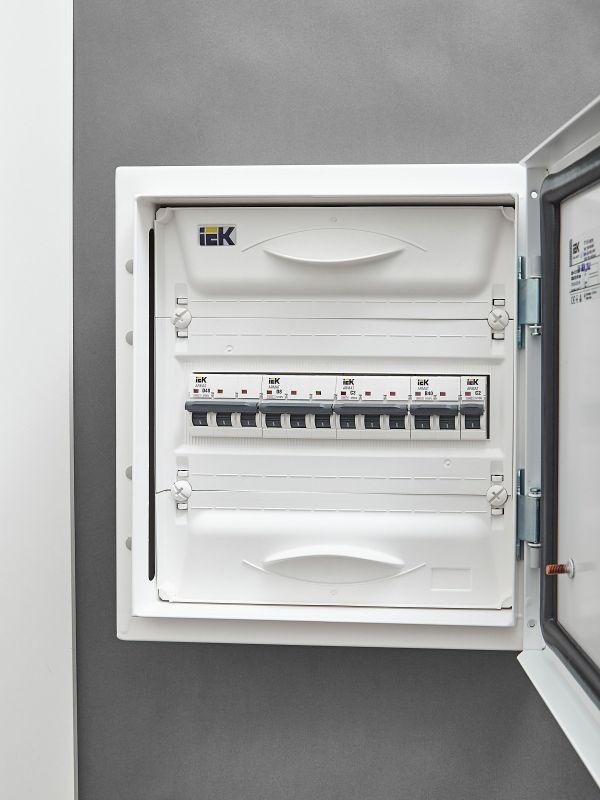  Выключатель автоматический модульный 3п D 8А M10N ARMAT IEK AR-M10N-3-D008 фото в каталоге от BTSprom.by