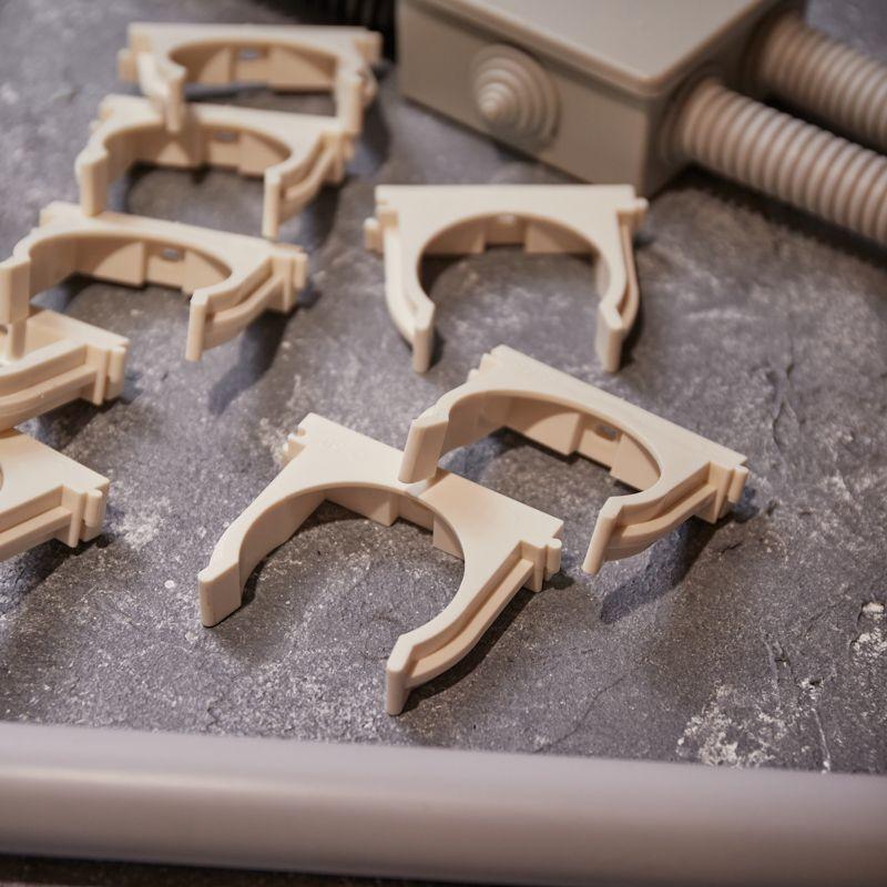  Держатель для труб (клипса) d50мм для монтажн. пистолета бел. Rexant 28-0450-3 фото в каталоге от BTSprom.by