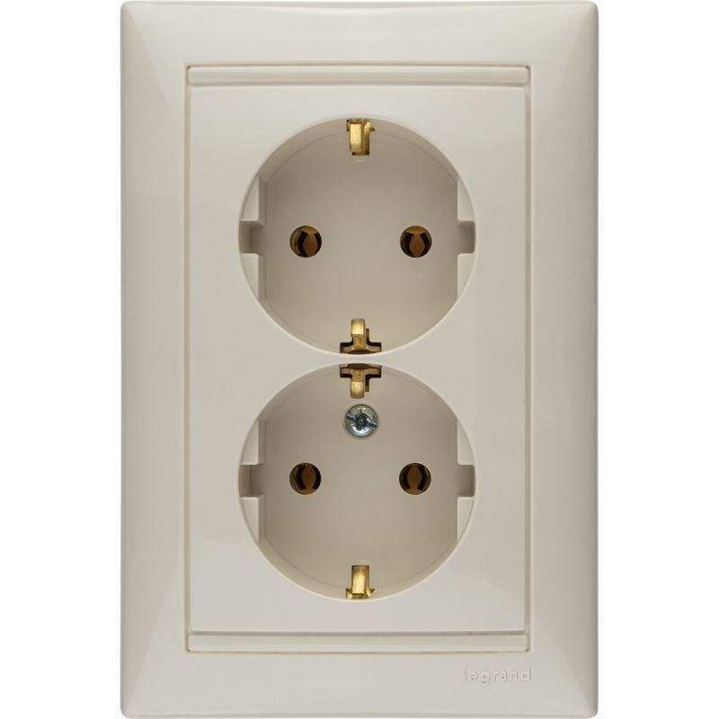 розетка 2-м сп valena 16а ip20 2х2p+e с заземл. немецк. стандарт в сборе сл. кость leg 774370 от BTSprom.by