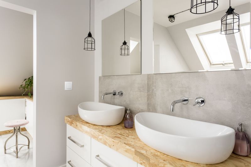  Розетка 1-м Etika 16А IP44 250В с заземл. защ. шторки с крышкой безвинтов. зажимы бел. IEK 672226 фото в каталоге от BTSprom.by