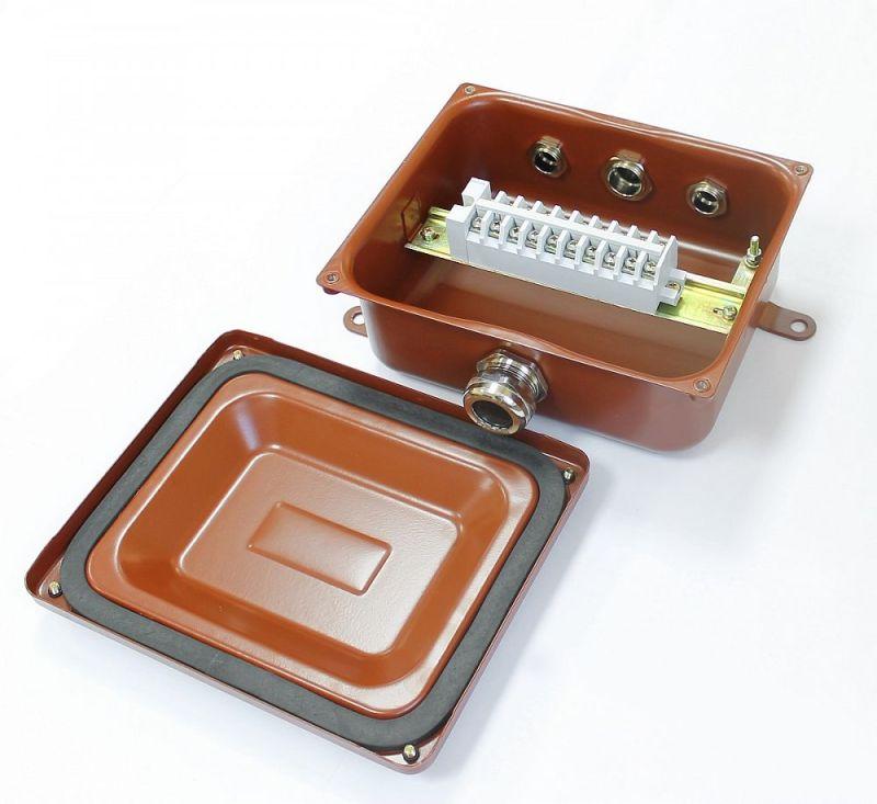 коробка км 65-10 ухл1.5 ip65 латун. ввод гофроматик zeta30342 от BTSprom.by
