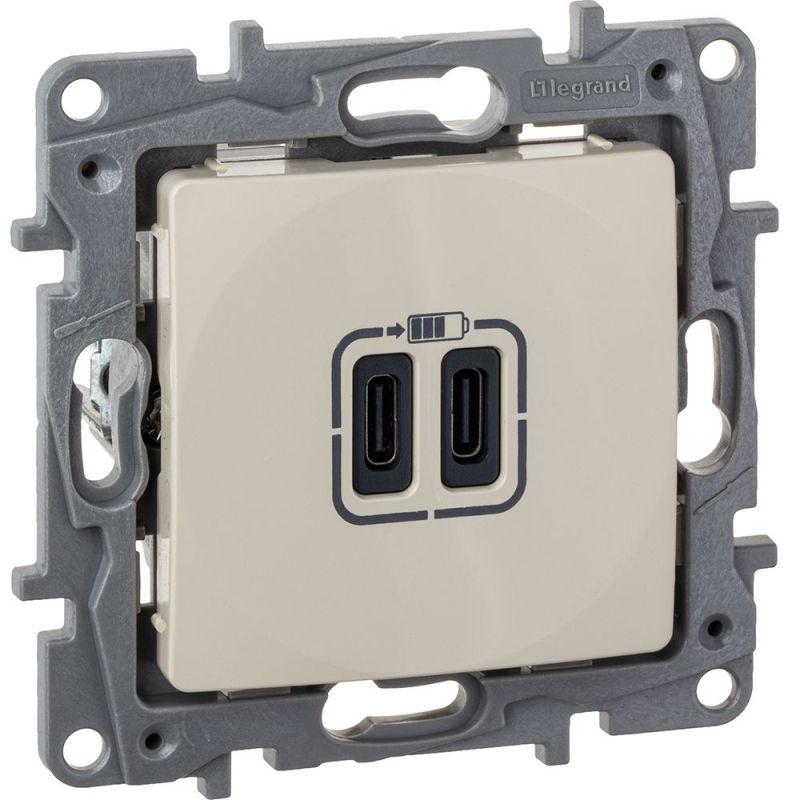 устройство зарядное etika с 2-мя usb разъемами c и c 240в/5в 3000ма сл. кость iek 672335 от BTSprom.by