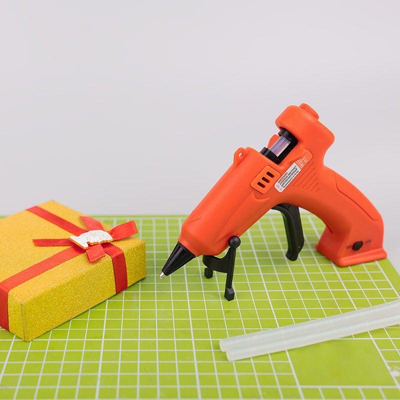  Пистолет клеевой 10Вт ЭКСПЕРТ аккумуляторный (блист.) Rexant 12-1501 фото в каталоге от BTSprom.by