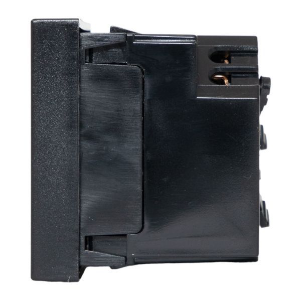  Розетка 45х45 45град. с заземл. быстрозажимные клеммы черн. матов. EKF E2MR16-028-30-45-SL фото в каталоге от BTSprom.by