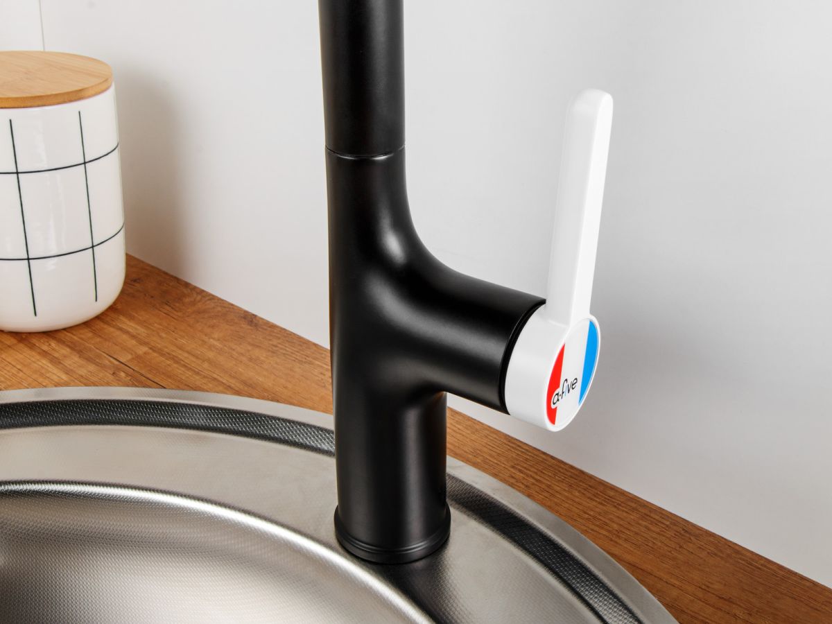  Смеситель для кухни (Lt) D35, серия Rose черный + белый, a-five (J-излив: длина 208 мм, высота 285 мм, вытягивающийся двухрежимный) A5-0825 фото в каталоге от BTSprom.by