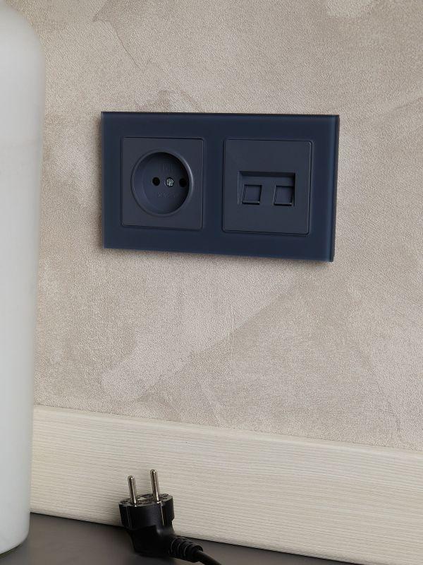  Рамка 2-м BRITE РУ-2-2-Бр стекло маренго матов. IEK BR-M22-G-31-K35 фото в каталоге от BTSprom.by