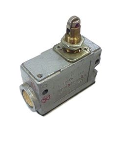 микровыключатель мп 2305 у2 исп.03 ip54 толкатель с поперечным расположением ролика комбинир. винт электротехник et006855 от BTSprom.by