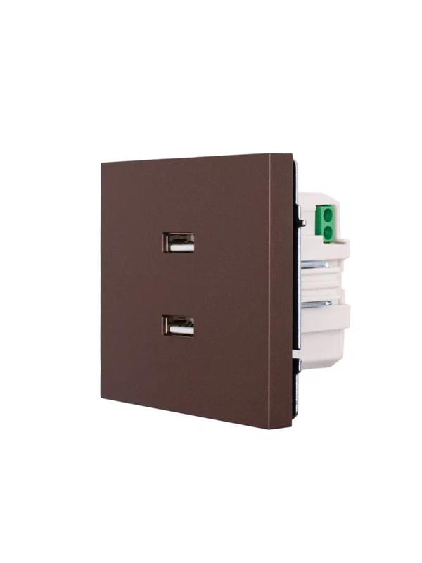  Розетка 2-мест. USB разъем СП ZIMA IP20 шоколад LEZARD 704-7388-192 фото в каталоге от BTSprom.by