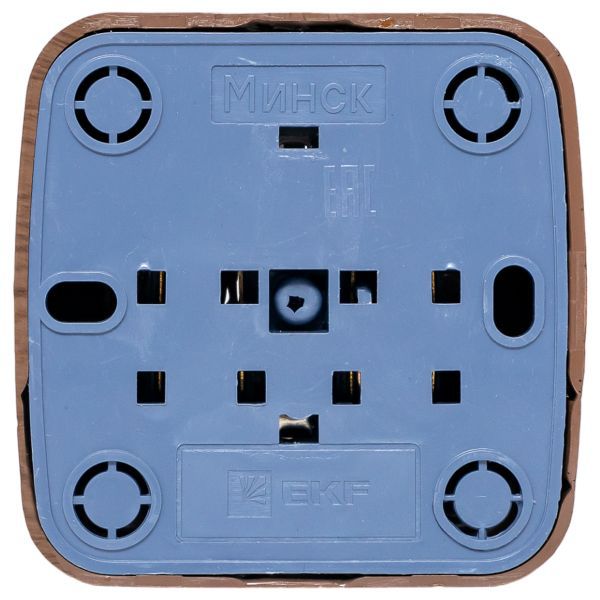  Розетка 1-м ОП Минск 10А IP20 без заземл. темн. дерево EKF EGR10-022-40 фото в каталоге от BTSprom.by