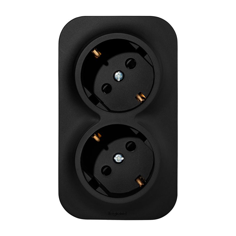  Розетка 2-м ОП Quteo 16А IP20 250В 2х2P+E с заземл. защ. шторки черн. матов. IEK 782475 фото в каталоге от BTSprom.by