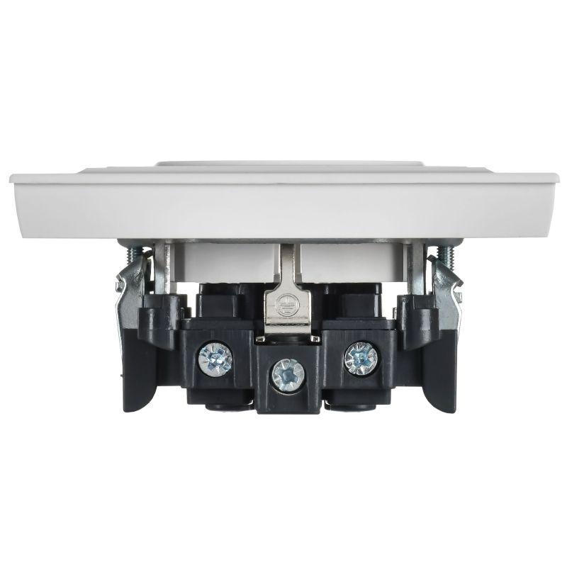  Розетка BRITE РСР14-1-0-БрАБ 16А в сборе с заземл. защ. шторки арктич. бел. IEK BR-R14-16-K91-F фото в каталоге от BTSprom.by